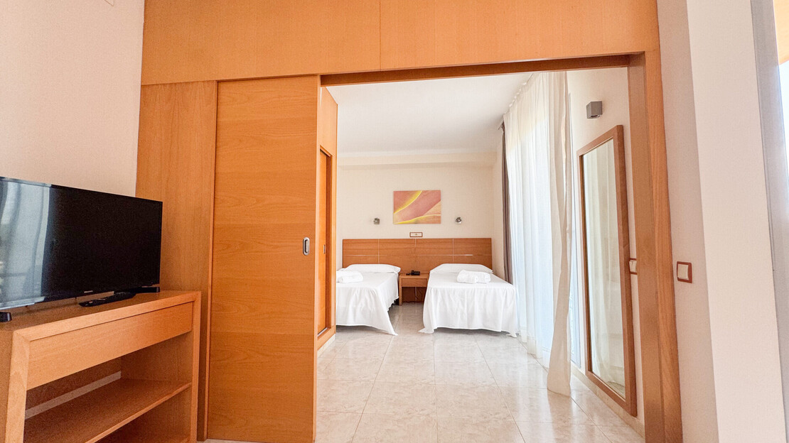 One Bedroom Apartment